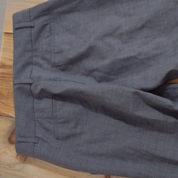 Banana Republic Gray Wool Mid Rise Martin Fit Flare Ankle Dress Pants Size 4 - Picture 12 of 12